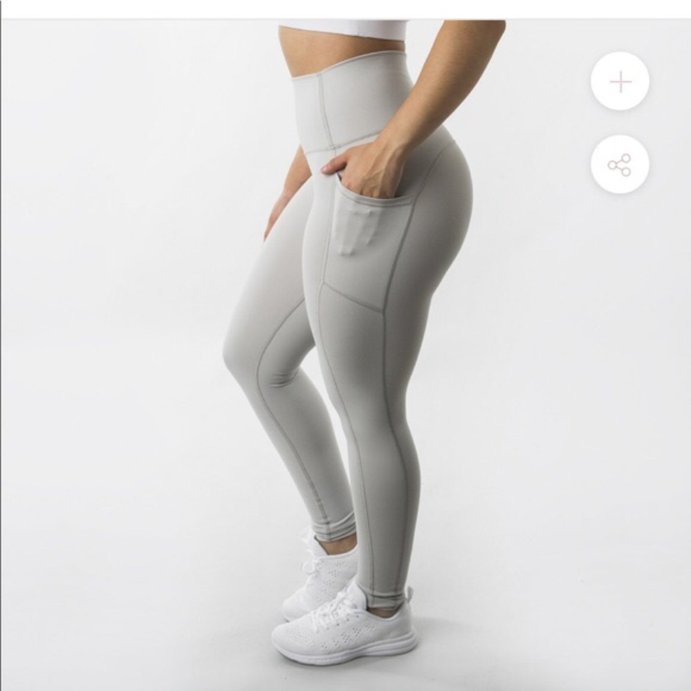 Buff Bunny Luna Legging - Stone